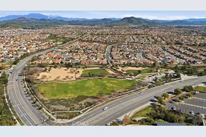 30334 Prairie Dog Way, Murrieta, CA 92563 - Photo 39