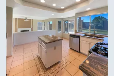 12196 Nugget Avenue, Victorville, CA 92392 - Photo 11