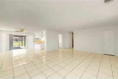 11135 Truchas, Apple Valley, CA 92308 - Photo 7