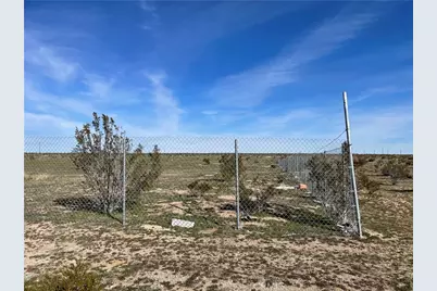 196 Ave G, Lancaster, CA 93535 - Photo 1