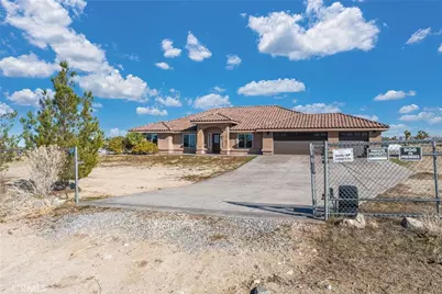11423 Desert View, Pinon Hills, CA 92372 - Photo 11