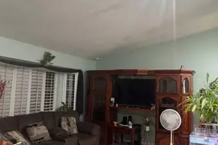 10555 Elm Ave, Bloomington, CA 92316 - Photo 7