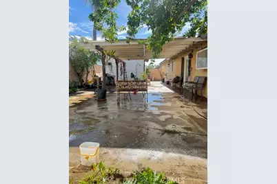 10555 Elm Ave, Bloomington, CA 92316 - Photo 15