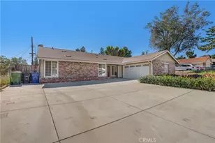13719 Gavina Ave, Sylmar, CA 91342 - Photo 3