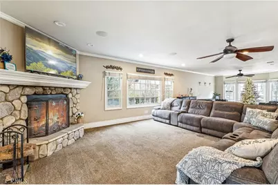 26461 Hillcrest Lane, Lake Arrowhead, CA 92352 - Photo 3