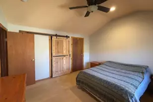 631 Oak Knoll Dr, Green Valley Lake, CA 92341 - Photo 9