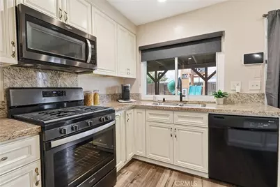 281 Eastwood, Hemet, CA 92544 - Photo 19