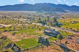 24726 Cahuilla, Apple Valley, CA 92307 - Photo 41