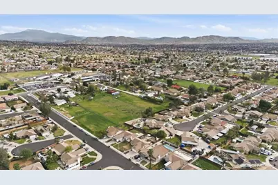 24103 Sandy Glade Avenue, Moreno Valley, CA 92557 - Photo 39