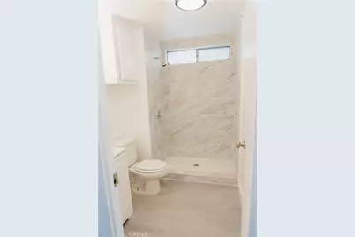 995 Pomona Road #33, Corona, CA 92882 - Photo 11