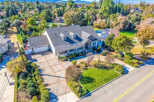 31027 E Sunset Dr, Redlands, CA 92373 - Photo 5