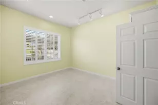 31027 E Sunset Dr, Redlands, CA 92373 - Photo 17