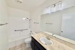 960 E Bonita, Pomona, CA 91767 - Photo 29