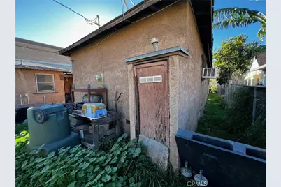 111 N Belle Avenue, Corona, CA 92882 - Photo 9