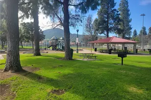 15597 Castellion, Fontana, CA 92337 - Photo 21