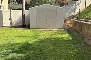 15597 Castellion, Fontana, CA 92337 - Photo 15