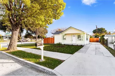 207 W 17th, San Bernardino, CA 92405 - Photo 3
