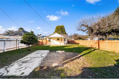 207 W 17th, San Bernardino, CA 92405 - Photo 23