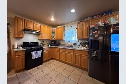 2520 Ohio Avenue, South Gate, CA 90280 - Photo 17