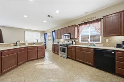 19830 Silverwood Drive, Lake Elsinore, CA 92530 - Photo 17