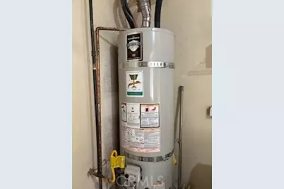 11689 Ash, Apple Valley, CA 92308 - Photo 9