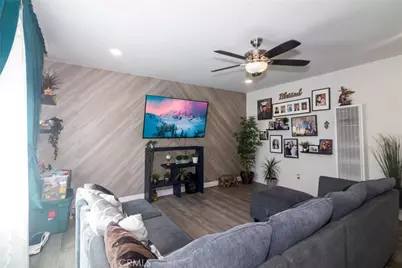 22428 Devlin, Hawaiian Gardens, CA 90716 - Photo 17