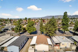 725 W Thornton, Hemet, CA 92543 - Photo 31