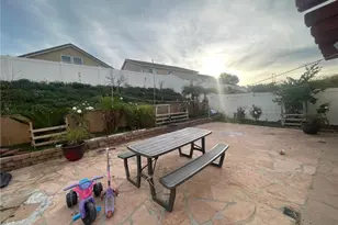 26871 Snow Canyon Cir, Moreno Valley, CA 92555 - Photo 23