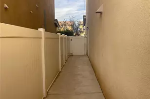 26871 Snow Canyon Cir, Moreno Valley, CA 92555 - Photo 27