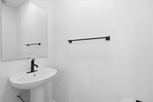 2324 Channel Dr, Ventura, CA 93003 - Photo 11