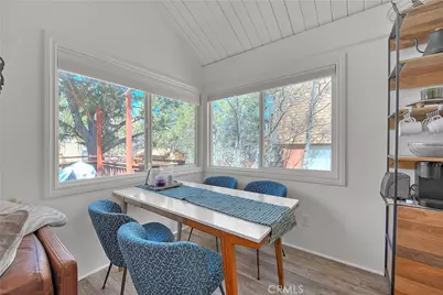 346 San Bernardino Avenue, Sugarloaf, CA 92386 - Photo 11