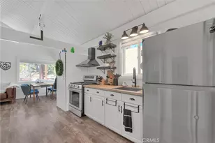 346 San Bernardino Ave, Sugarloaf, CA 92386 - Photo 7