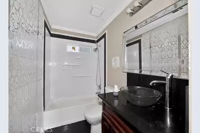 6193 Oakdale Avenue, Oakland, CA 94605 - Photo 21