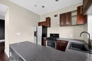 6193 Oakdale Ave, Oakland, CA 94605 - Photo 13