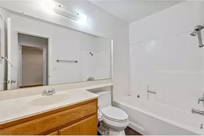 4883 Newport Lane, Riverside, CA 92504 - Photo 17