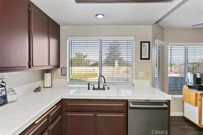 20628 Mesa Oak Drive, Riverside, CA 92508 - Photo 19