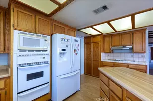 1694 Newcomb, San Bernardino, CA 92404 - Photo 23