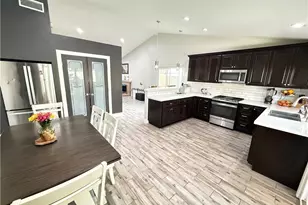 1748 N Oxford St, Anaheim, CA 92806 - Photo 21