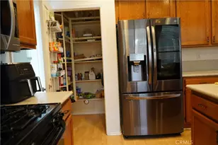 24054 Bearskin, Murrieta, CA 92562 - Photo 9