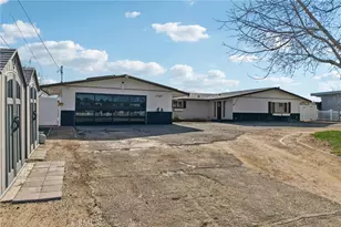 17487 Aspen, Hesperia, CA 92345 - Photo 5