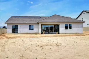 35873 Wildwood Crest Dr, Yucaipa, CA 92399 - Photo 27
