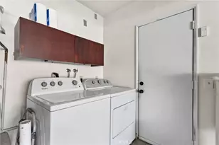 17273 Russo Ct, Fontana, CA 92336 - Photo 35