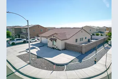 1676 Hayloft, San Jacinto, CA 92582 - Photo 3