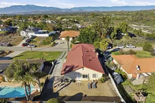14421 Laurel Dr, Riverside, CA 92503 - Photo 37