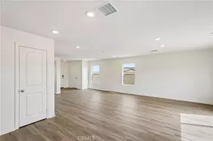 10635 Sea Venture Wy, Victorville, CA 92394 - Photo 5