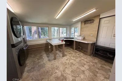 1055 Playground, Crestline, CA 92325 - Photo 35