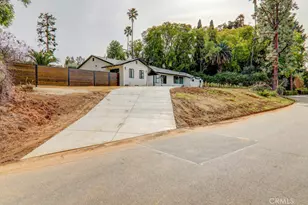 6174 Hawarden, Riverside, CA 92506 - Photo 3