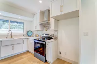 6174 Hawarden, Riverside, CA 92506 - Photo 21