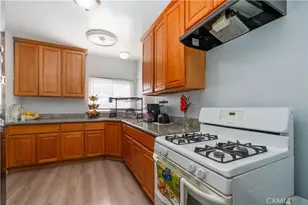 636 W Olive St, San Bernardino, CA 92410 - Photo 17