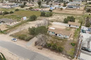 15591 El Centro, Hesperia, CA 92345 - Photo 31